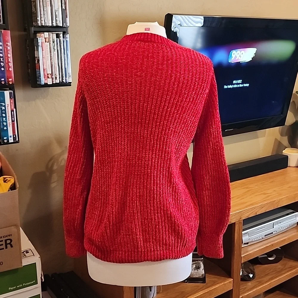 No Boundaries long sleeve sweater - Picture 2 of 5